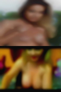Paradise horny girls.